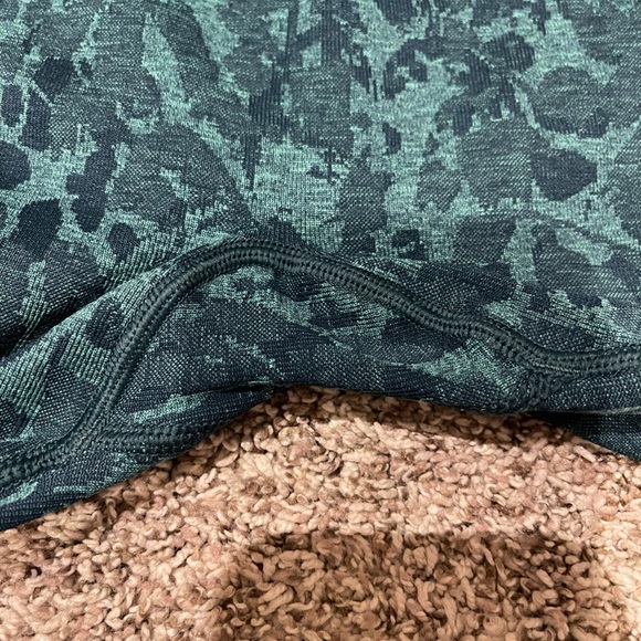 Gymshark Adapt Animal Butterfly Teal Seamless Leggings Size Medium - Picture 4 of 7